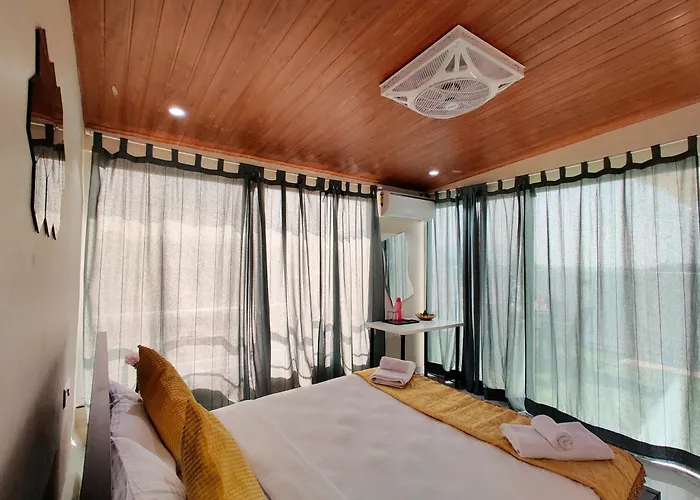 Pearl Villa 5Bhk In Lonavala By Click My Stay